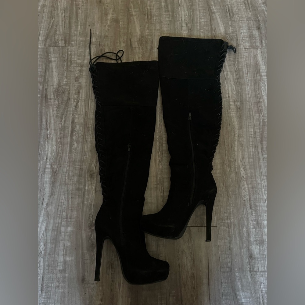 Sexy Black Over-the-Knee Boots (tie& zip) almost perfect condition!!